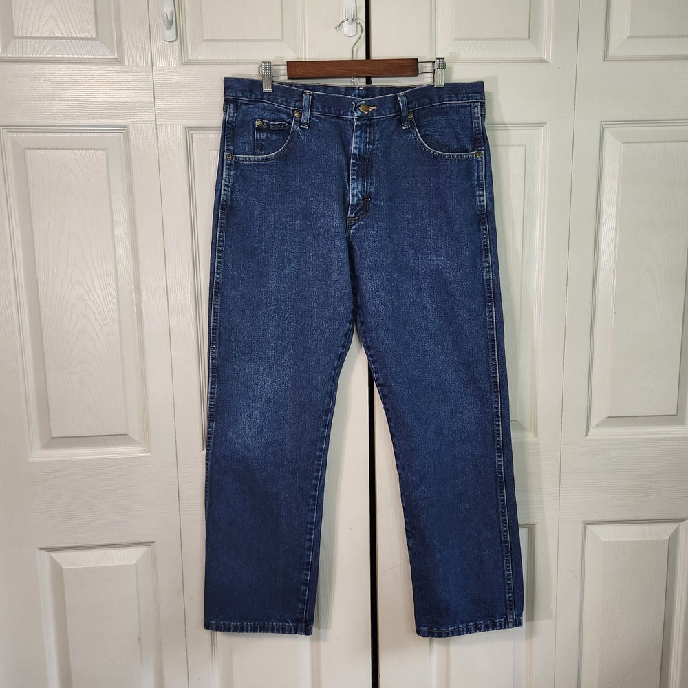 Wrangler Rugged Wear Mens Blue Straight Leg Denim Jeans 36x32 35001AN Med Wash